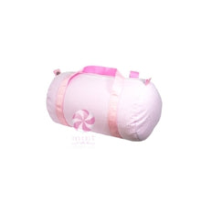 Load image into Gallery viewer, Seersucker Medium Duffle